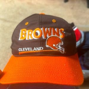 Vintage Cleveland Browns Adjustable Hat With Green Inner Brim